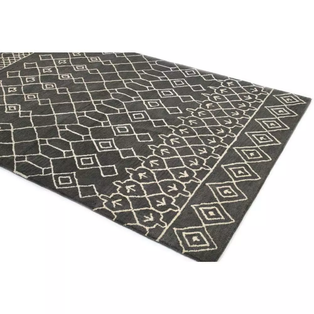 Chelsea Charcoal 10 ft. x 14 ft. (9'6" x 13'6") Moroccan Contemporary Area Rug by BASHIAN 4 Chelsea Charcoal 10 ft. x 14 ft. (9'6" x 13'6") Moroccan Contemporary Area Rug by BASHIAN - Image 4
