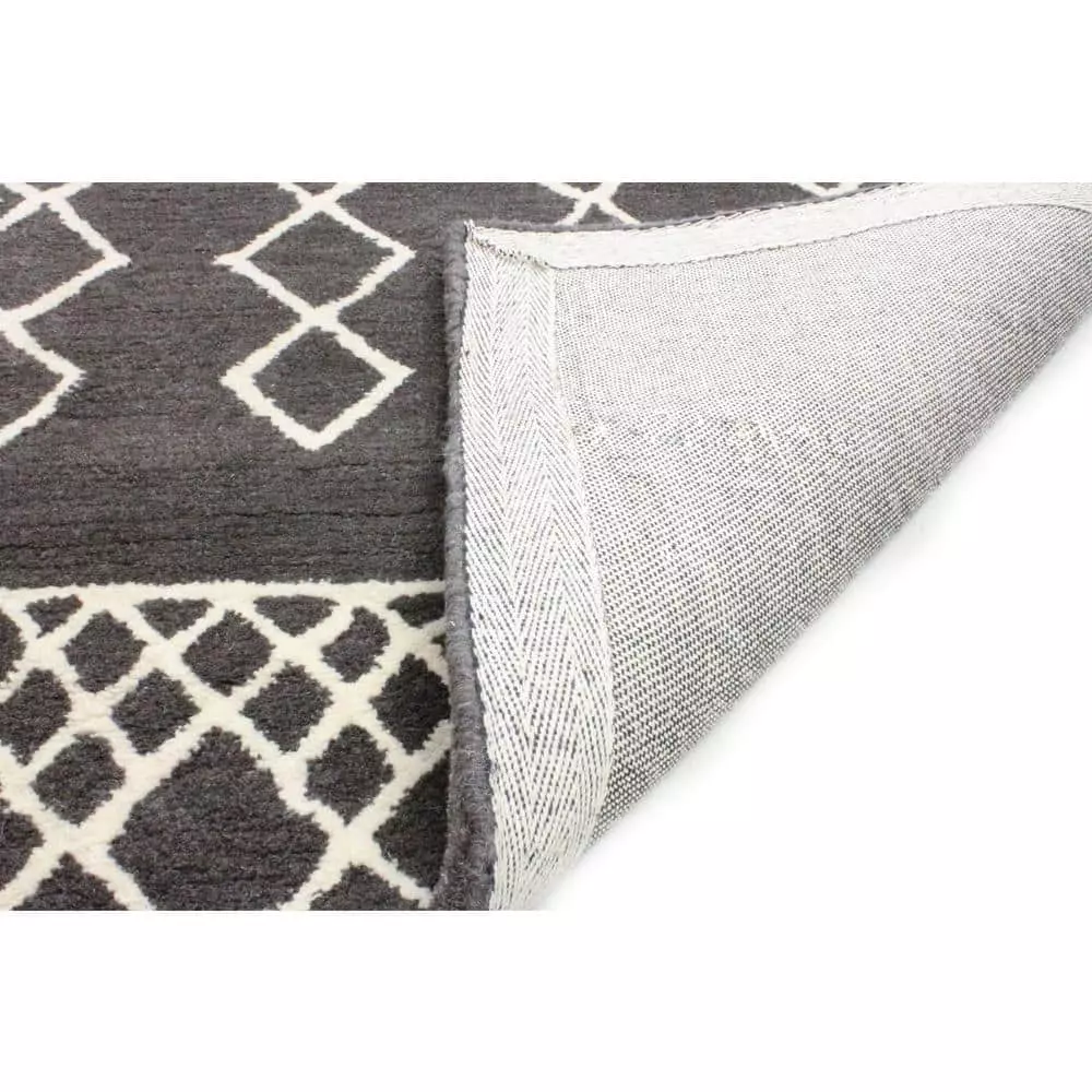 Chelsea Charcoal 10 ft. x 14 ft. (9'6" x 13'6") Moroccan Contemporary Area Rug by BASHIAN 3 Chelsea Charcoal 10 ft. x 14 ft. (9'6" x 13'6") Moroccan Contemporary Area Rug by BASHIAN - Image 3