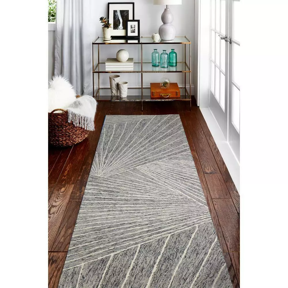 Valencia Grey 3 ft. x 8 ft. Geometric Transitional Runner Rug by BASHIAN 5 Valencia Grey 3 ft. x 8 ft. Geometric Transitional Runner Rug by BASHIAN - Image 5