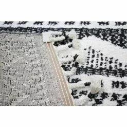 Navajo Ivory/Black 4 ft. x 6 ft. (3'6" x 5'6") Geometric Contemporary Accent Rug by BASHIAN 6 Navajo Ivory/Black 4 ft. x 6 ft. (3'6" x 5'6") Geometric Contemporary Accent Rug by BASHIAN -BASHIAN Shop ivory black bashian area rugs 649652296227 66 1000