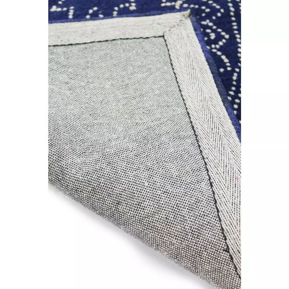 Venezia Navy 3 ft. x 8 ft. (2'6" x 8') Floral Transitional Runner by BASHIAN 3 Venezia Navy 3 ft. x 8 ft. (2'6" x 8') Floral Transitional Runner by BASHIAN - Image 3