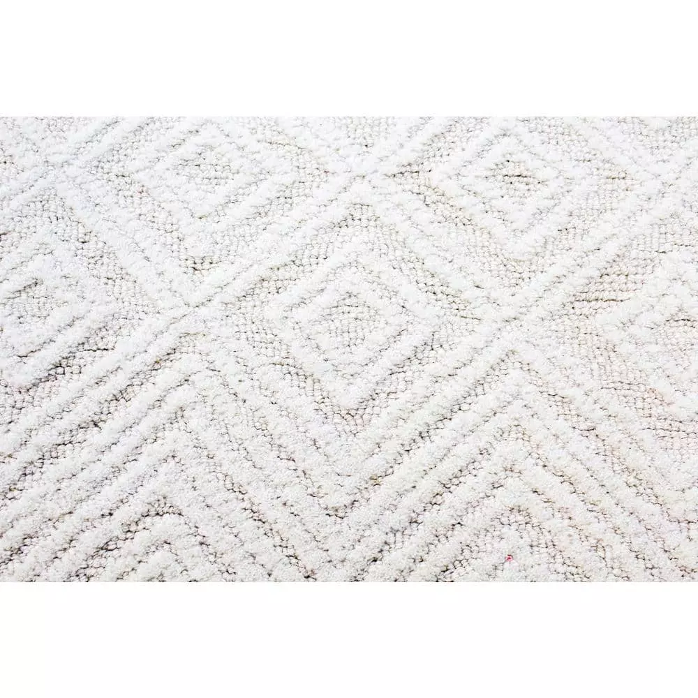 Verona White 5 ft. x 8 ft. (5' x 7'6") Geometric Transitional Area Rug by BASHIAN 4 Verona White 5 ft. x 8 ft. (5' x 7'6") Geometric Transitional Area Rug by BASHIAN - Image 4
